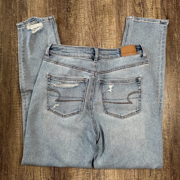 American Eagle Outfitters Mom Jeans - Light Wash - Size 4 Regular - Picture 2 of 6